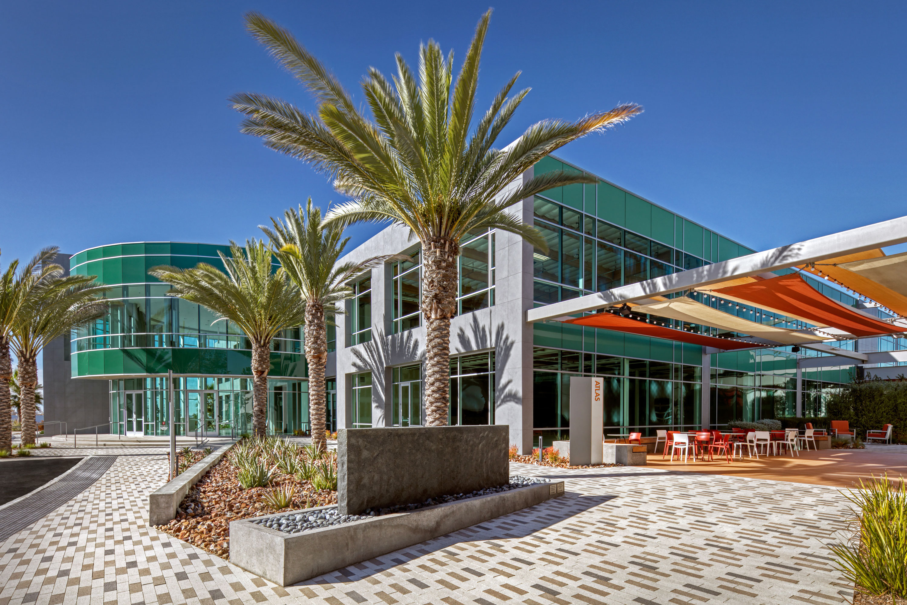 Office project in San Diego, California photographed by architecture photographer Alan Blakely.